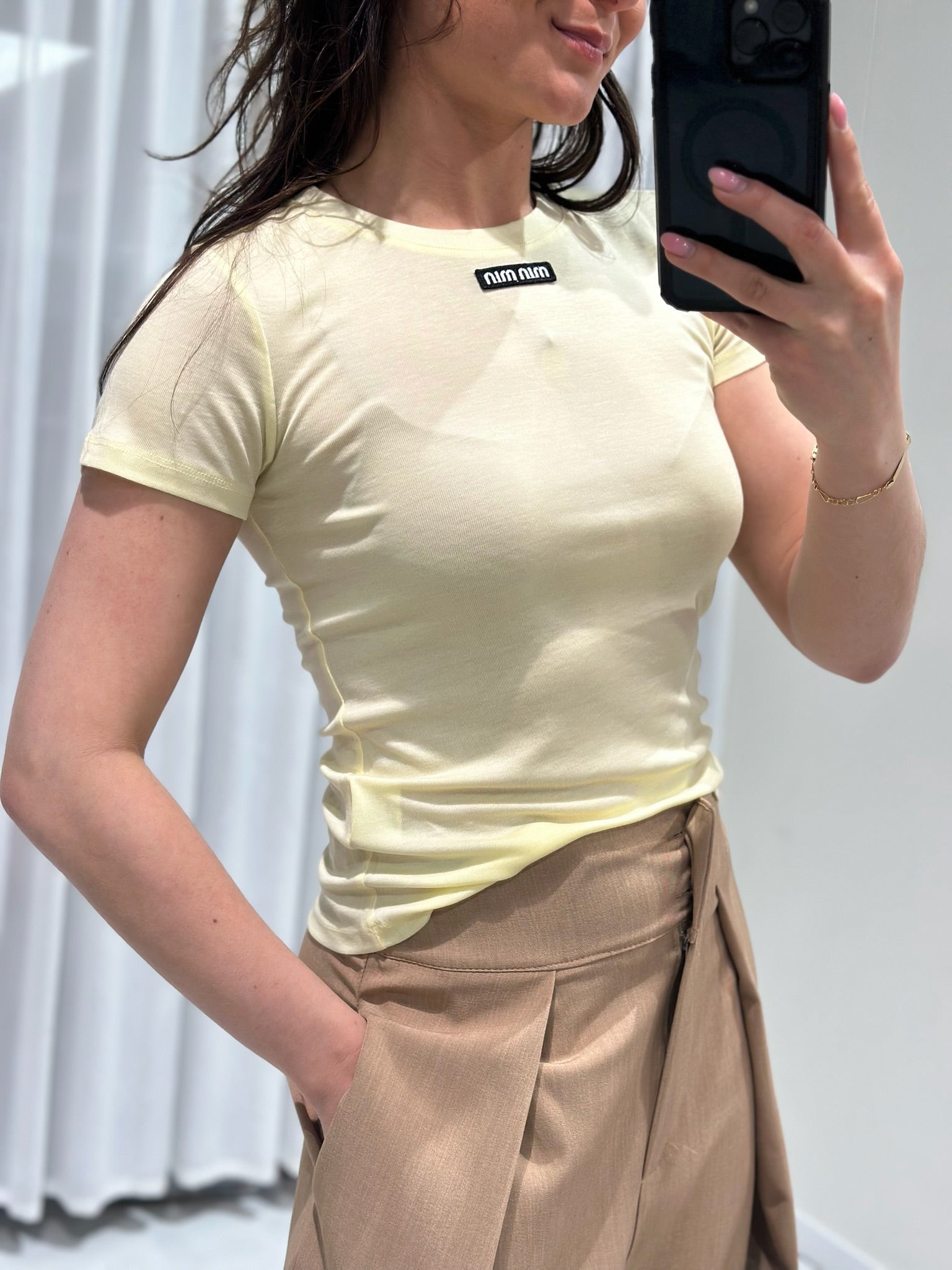 T-Shirt Momo